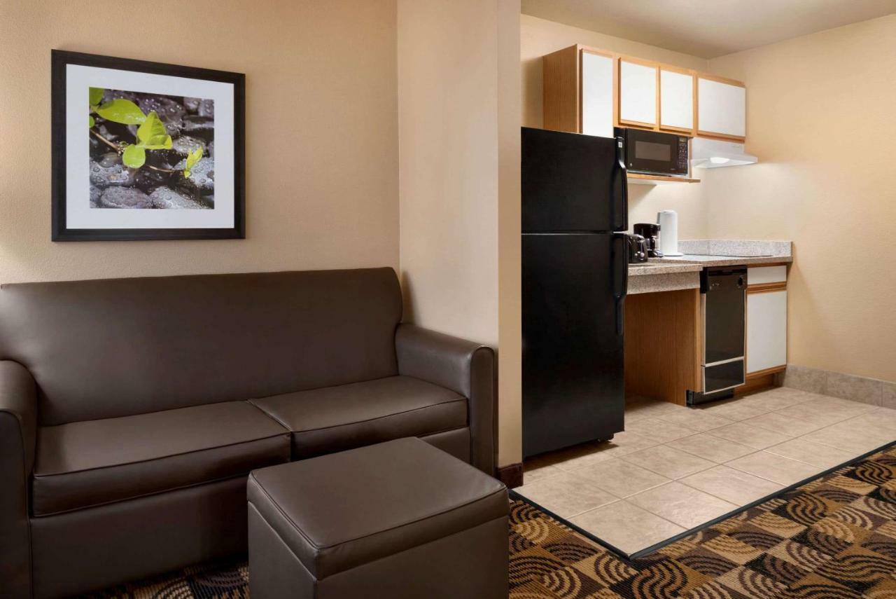 Hawthorn Extended Stay By Wyndham Milwaukee Airport Oak Creek Eksteriør billede